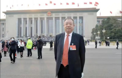 全国人大代表、6731顶级游戏董事长焦云带来5份建言，，，，，建议对东北企业开启上视装绿色通路”